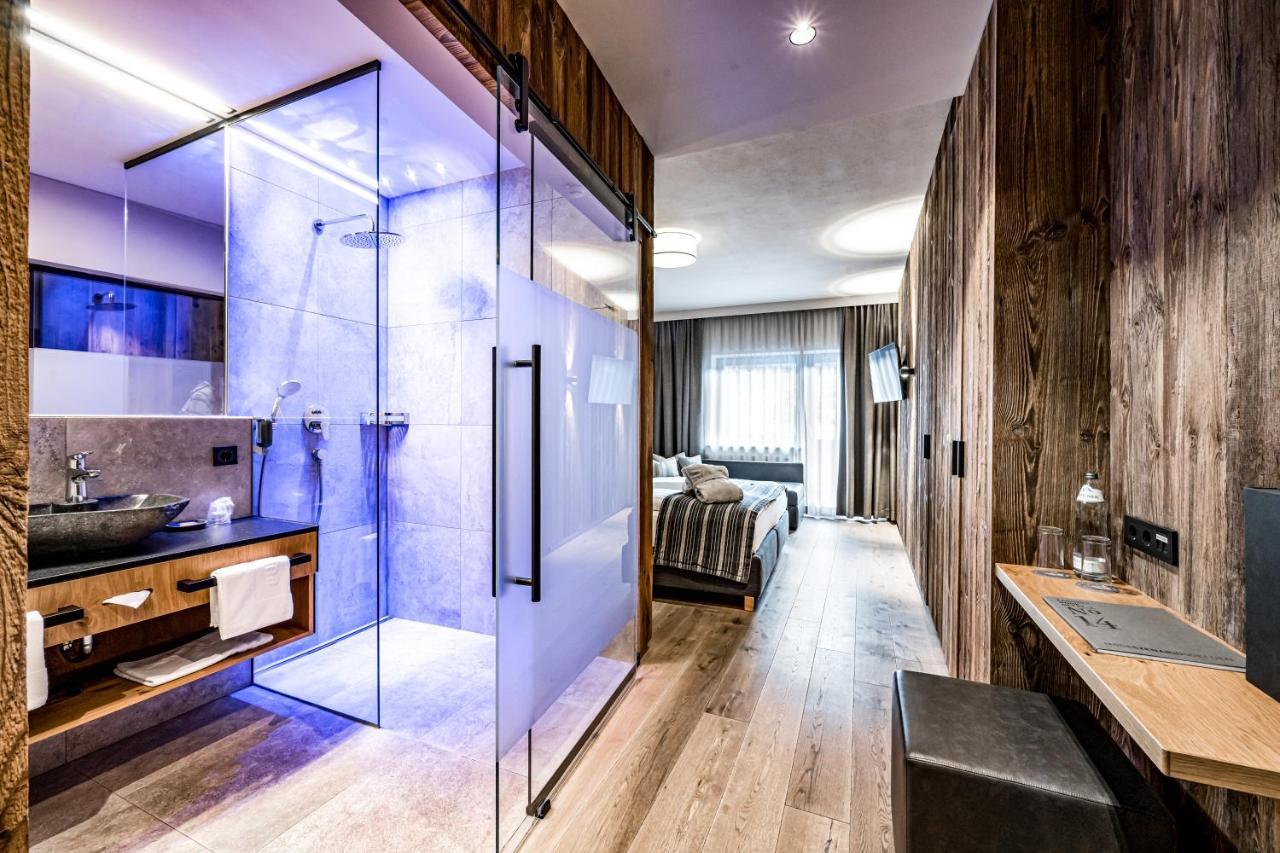 Deluxe Tweepersoonskamer met een Douche