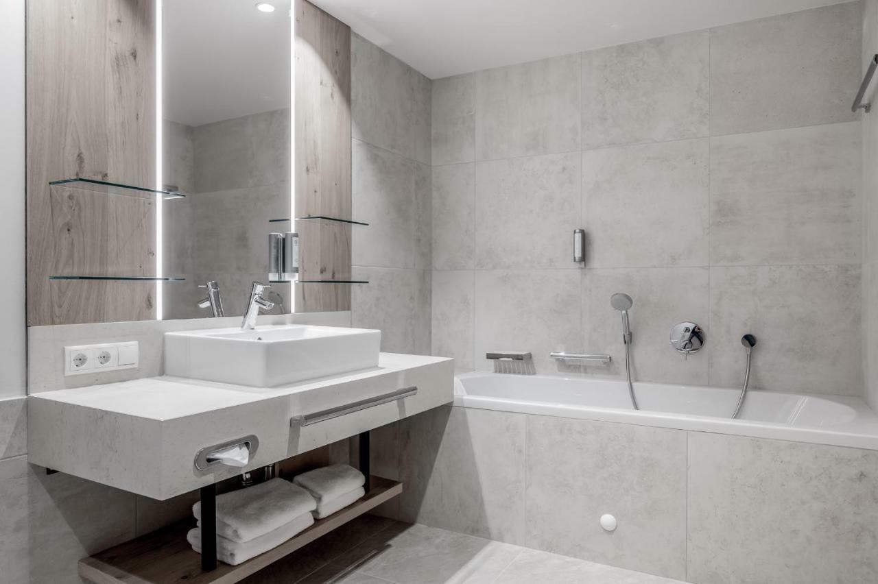 Two-Bedroom Suite,786562851:JPEG